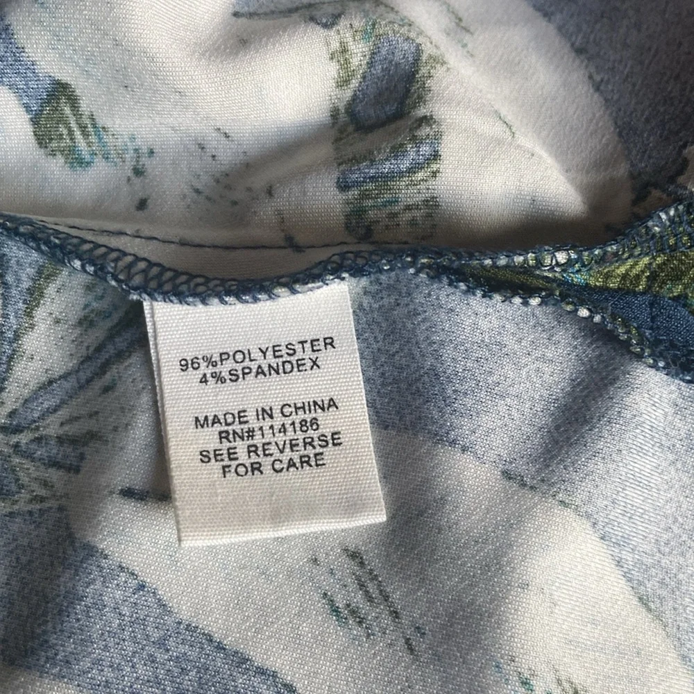 89th & Madison Green Blouse with Leaf Print Size M - Picture 6 of 7